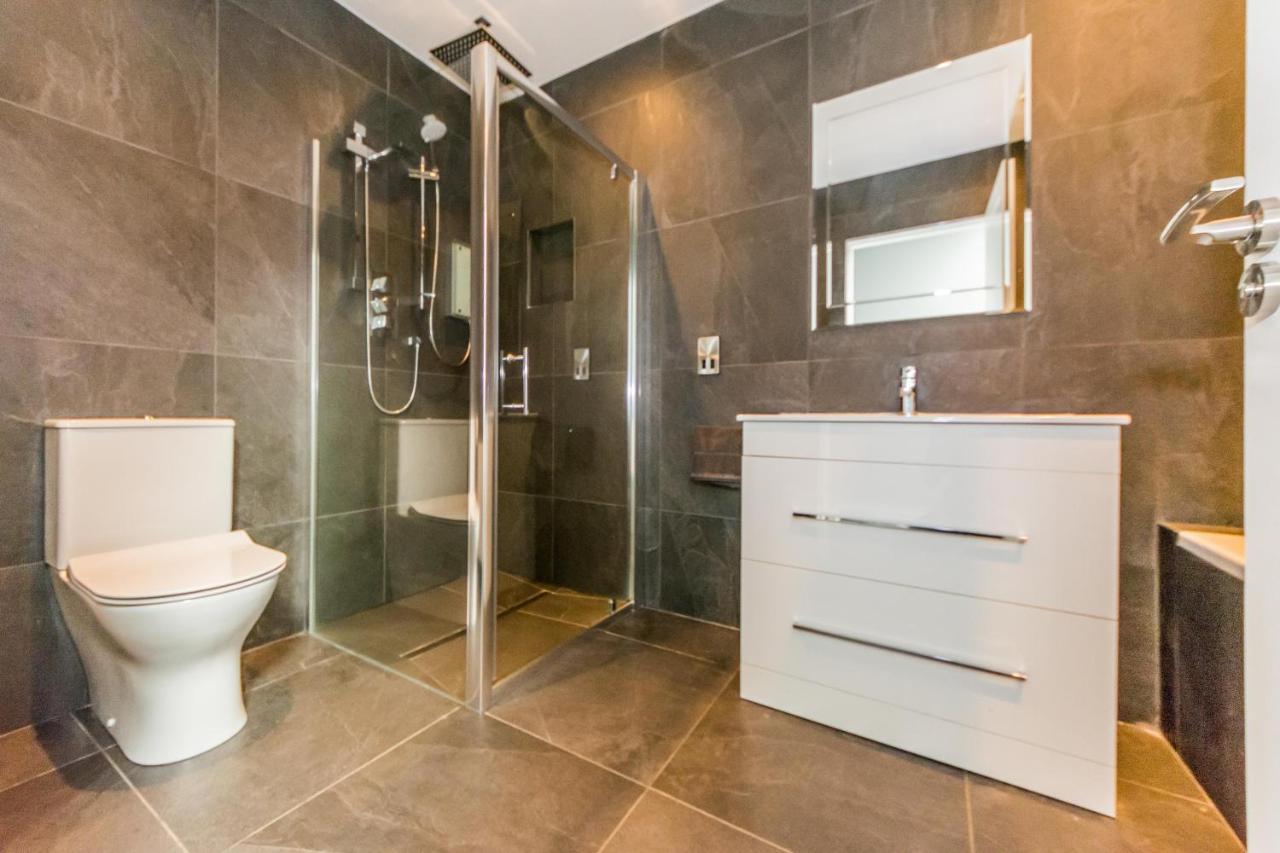 River Views,Kinsale, Hosted By Exquisite Holiday Homes, Sleeps 26 Cork Zewnętrze zdjęcie