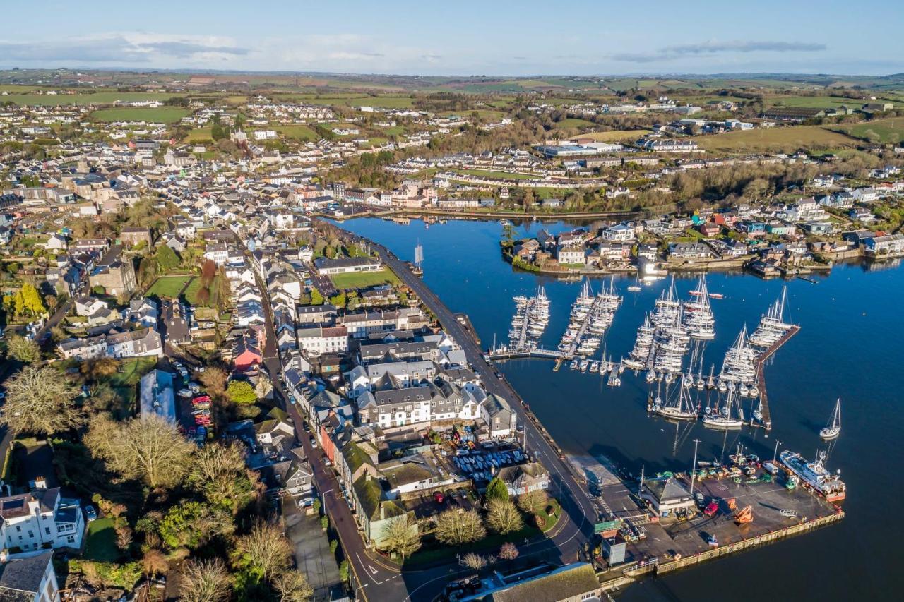 River Views,Kinsale, Hosted By Exquisite Holiday Homes, Sleeps 26 Cork Zewnętrze zdjęcie